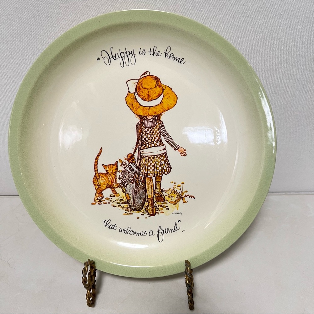 Holly Hobbie American Greetings Collectorβs Plate 10 1/4 β Cat Lady Colectible